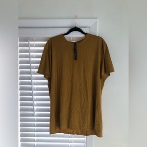 Mens Lululemon Shirt Size XL